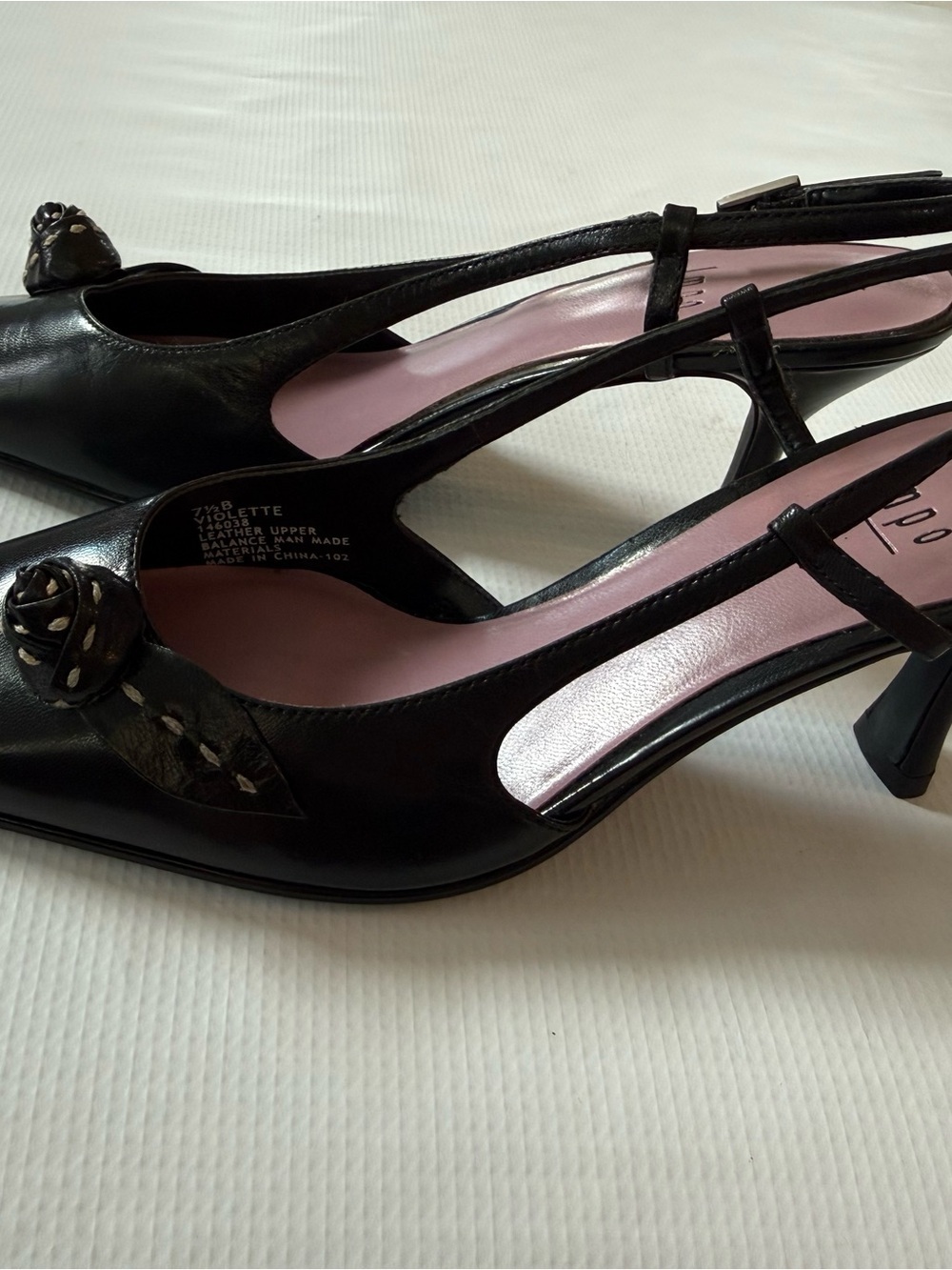 Impo Black Leather Upper Slingback Heels with Pink Insole and Knot Accent 7.5